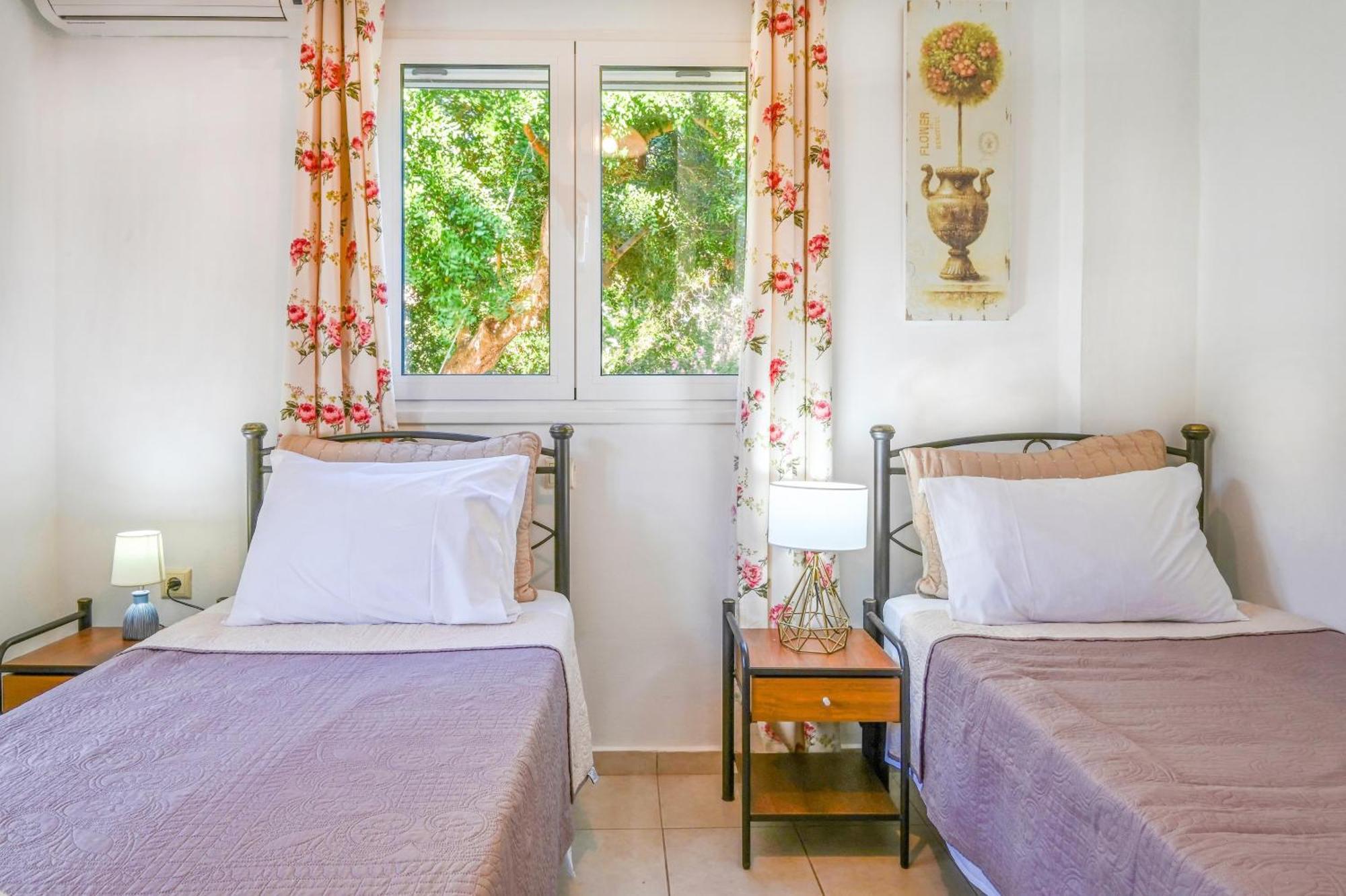 Charalampos Villa Плакиас Екстериор снимка